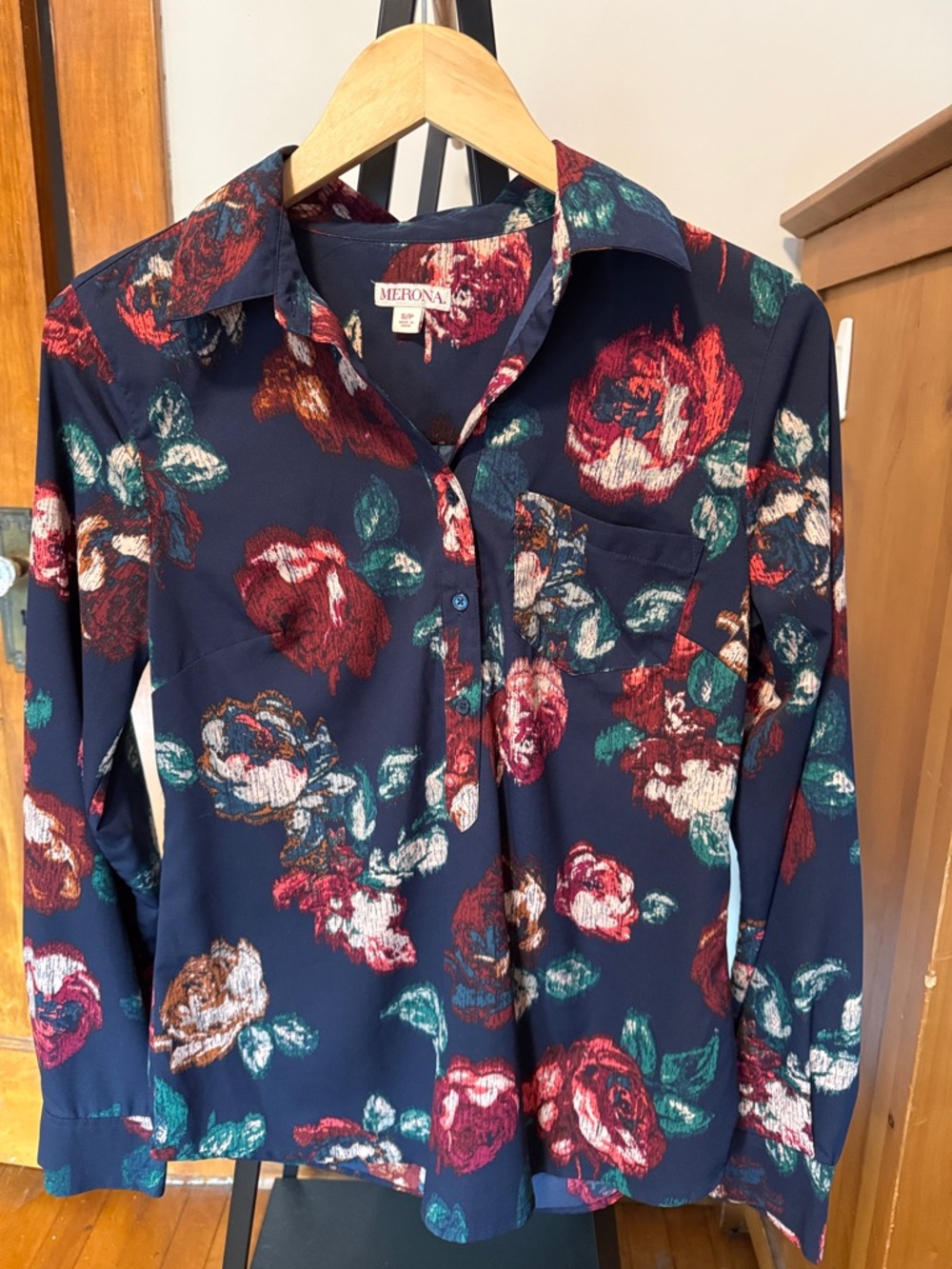 Merona Navy Floral Button-Front Shirt with Red and Green Roses